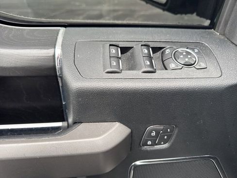 Used 2019 Ford F150 Platinum image 22