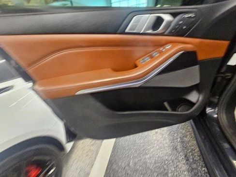 Used 2019 BMW X7 xDrive50i w/ M Sport Package AWD/4WD image 33
