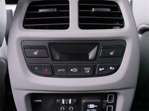 Used 2019 Honda Pilot Touring image 40