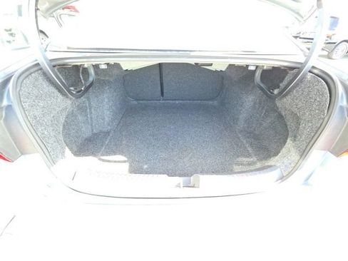 Used 2024 Volkswagen Jetta SE FWD image 25