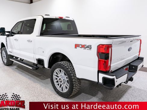 Used 2026 Ford F250 XLT w/ XLT Premium Package AWD/4WD image 3
