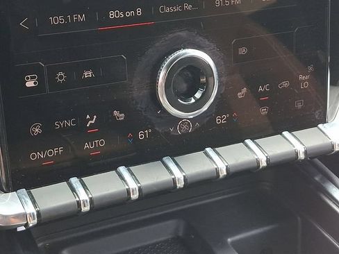 Used 2025 GMC Acadia Elevation AWD/4WD image 14