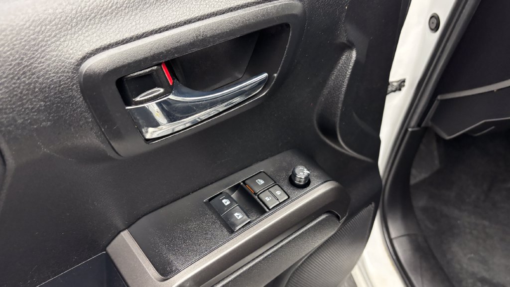 Used 2022 Toyota Tacoma TRD Sport RWD image 18