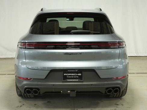 New 2026 Porsche Cayenne S AWD/4WD image 12