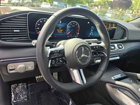 Used 2026 Mercedes-Benz GLS 450 4MATIC image 29