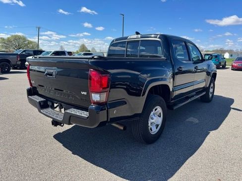 Used 2021 Toyota Tacoma SR image 6