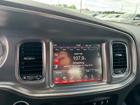 Used 2014 Dodge Charger SXT Plus image 16