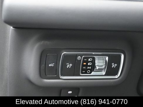 Used 2025 Lincoln Nautilus Reserve w/ Jet Appearance Package AWD/4WD image 15