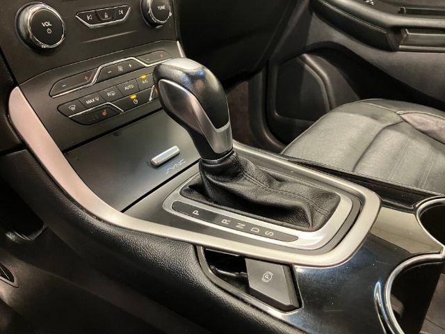 Used 2016 Ford Edge SEL w/ Equipment Group 201A AWD/4WD image 58