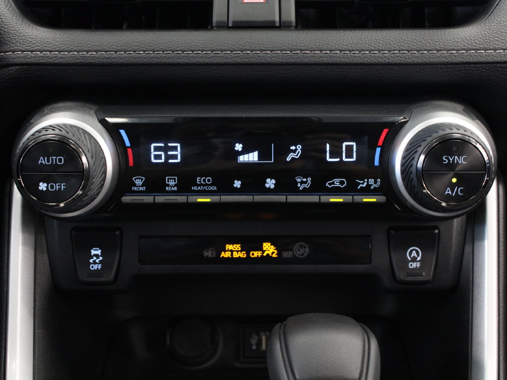 Used 2023 Toyota RAV4 XLE w/ Convenience Package FWD image 22