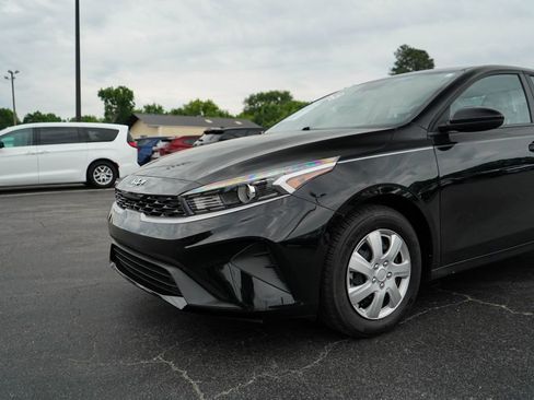 Used 2024 Kia Forte LX FWD image 16