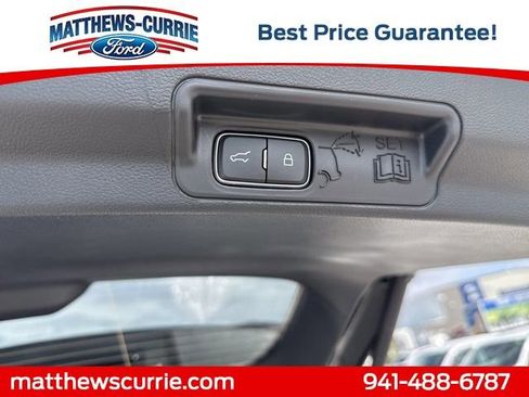 New 2026 Ford Explorer Platinum image 14