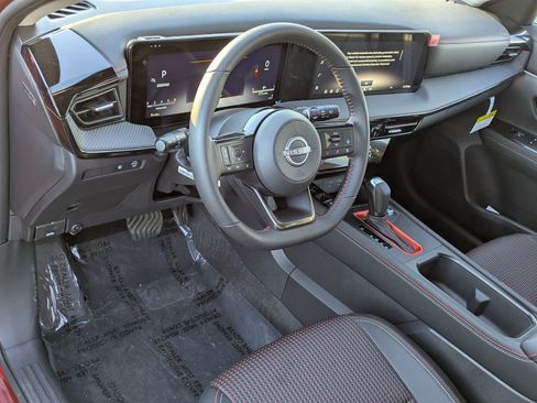 New 2026 Nissan Kicks SR w/ Cold Weather Package FWD image 2