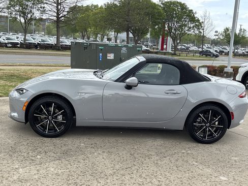 New 2026 MAZDA MX-5 Miata Grand Touring image 9