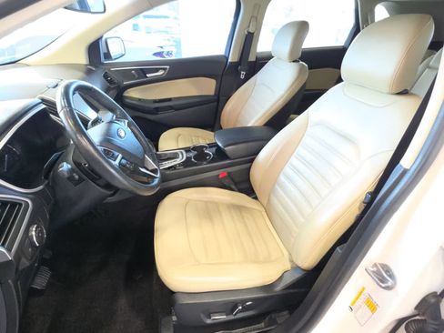 Used 2017 Ford Edge SEL w/ Equipment Group 201A AWD/4WD image 15