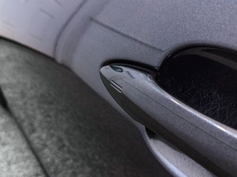 Used 2017 Toyota Prius Prime Premium image 10