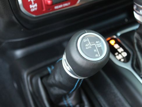 Used 2023 Jeep Wrangler Unlimited Rubicon 4xe image 33