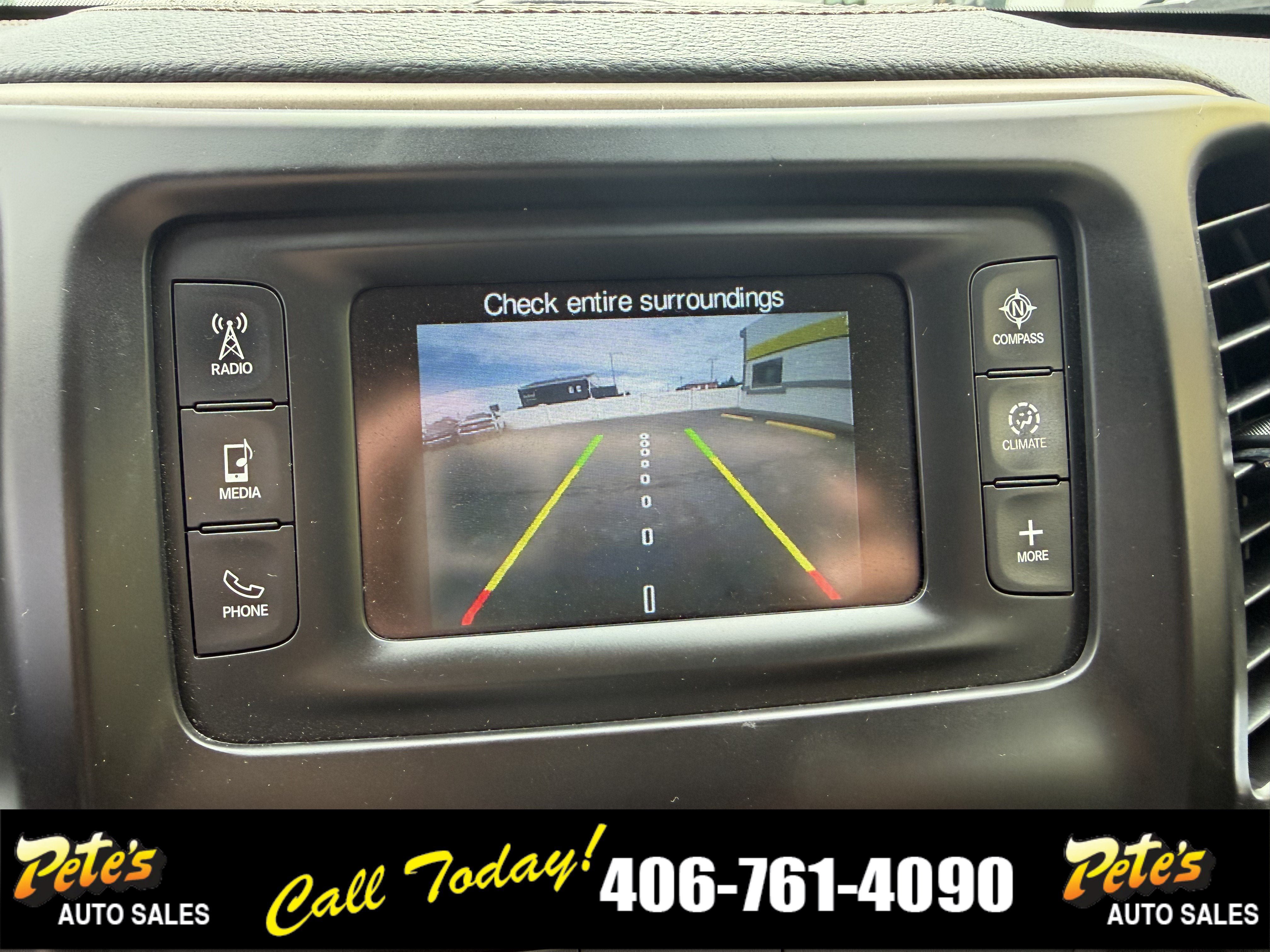 Used 2016 Jeep Cherokee Sport w/ Cold Weather Group AWD/4WD image 25