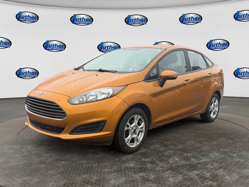 Used 2016 Ford Fiesta SE w/ Cold Weather Package FWD image 1