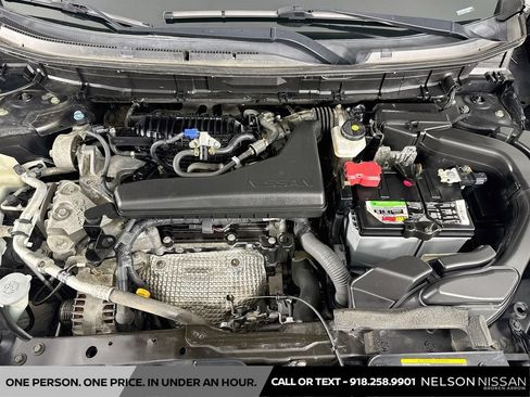 Used 2018 Nissan Rogue SL FWD image 31