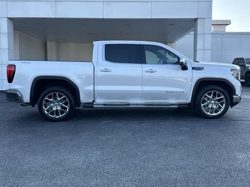 Used 2024 GMC Sierra 1500 SLT w/ SLT Premium Plus Package AWD/4WD image 2