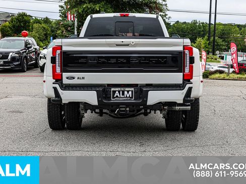Used 2025 Ford F450 Platinum image 12