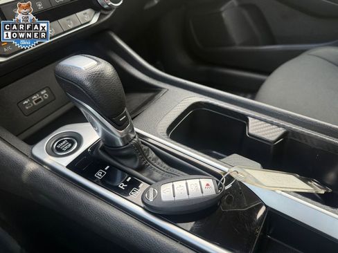 Certified 2023 Nissan Sentra SV FWD image 30