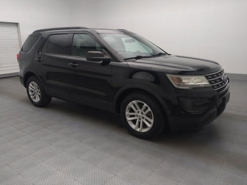 Used 2017 Ford Explorer FWD image 11