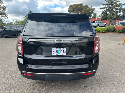 Used 2022 Chevrolet Tahoe Z71 w/ Z71 Off-Road Package AWD/4WD image 7