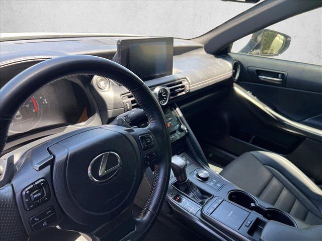 Used 2022 Lexus IS 350 F Sport w/ Accessory Package RWD image 13