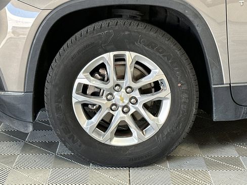 Used 2018 Chevrolet Traverse LT AWD/4WD image 42