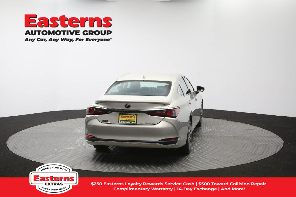 Used 2021 Lexus ES 250 w/ Premium Package AWD/4WD image 43