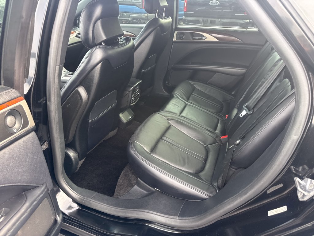 Used 2018 Lincoln MKZ Reserve w/ Magnetic Appearance Package FWD image 18