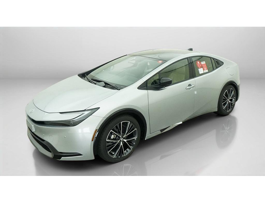 New 2027 Toyota Prius XLE FWD image 1