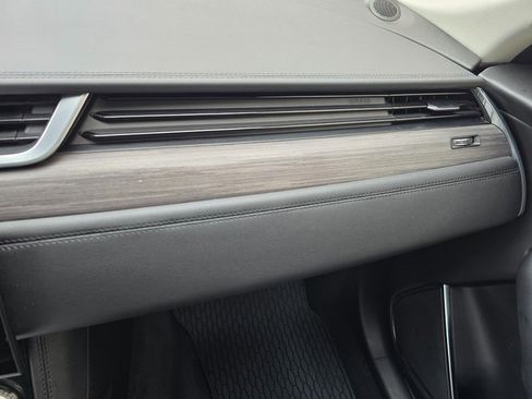 Used 2023 Jaguar F-PACE S image 33