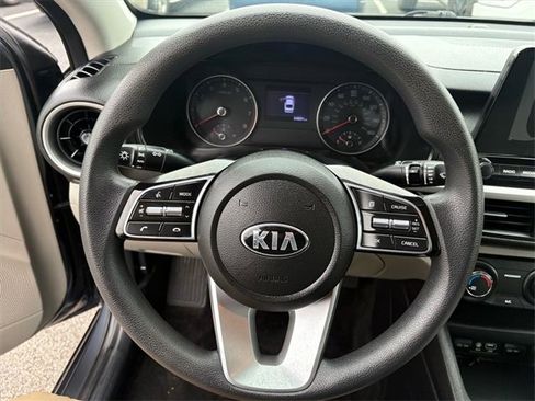 Used 2020 Kia Forte LXS image 10