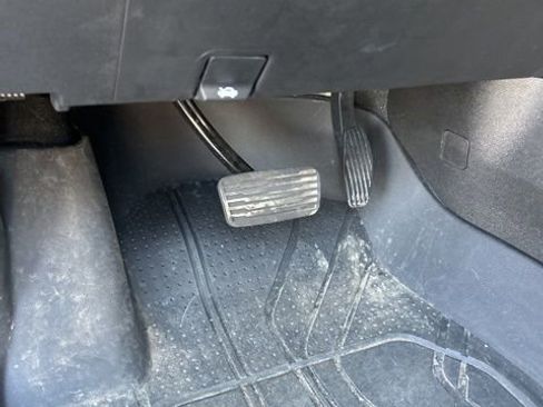 Used 2023 Chevrolet Tahoe LT w/ LT Signature Plus Package image 34