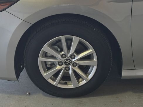 Used 2025 Toyota Camry LE image 29