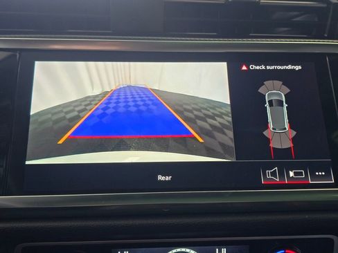 Certified 2025 Audi Q3 2.0T Premium w/ Convenience Package image 48