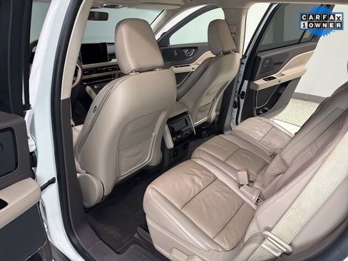 Used 2022 Lincoln Aviator Reserve w/ Equipment Group 201A image 25