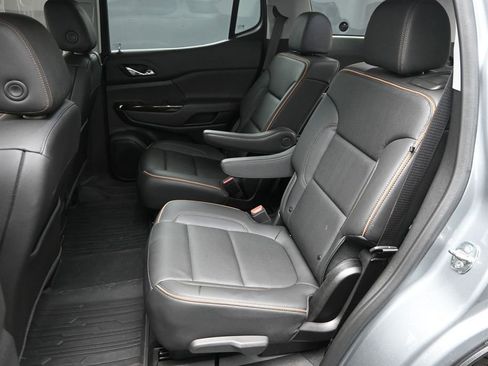 Used 2023 GMC Acadia AT4 w/ Preferred Package AWD/4WD image 19