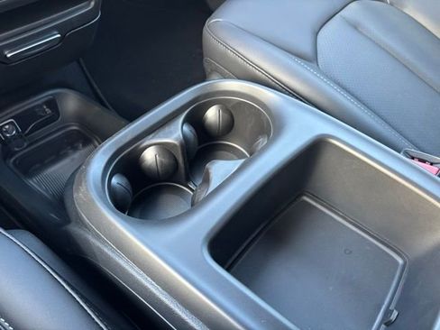 New 2026 Chrysler Pacifica Select image 22