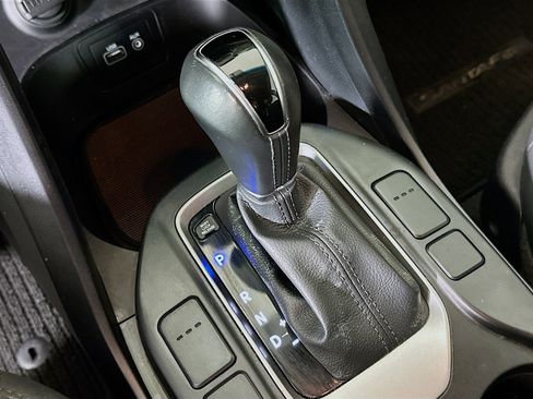 Used 2018 Hyundai Santa Fe Sport 2.0T image 24