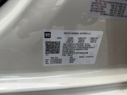 New 2026 GMC Sierra 2500 AT4 w/ AT4 Premium Plus Package AWD/4WD image 33