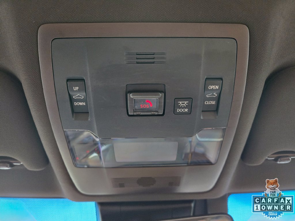Used 2020 Lexus ES 300h w/ Premium Package FWD image 48