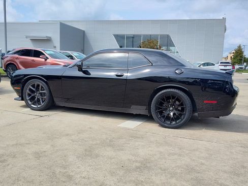 Used 2021 Dodge Challenger R/T w/ Blacktop Package RWD image 5