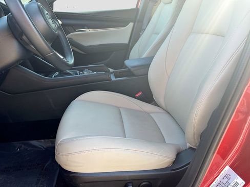 Used 2024 MAZDA MAZDA3 s FWD image 19