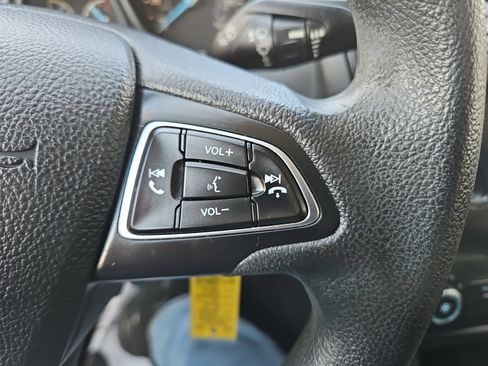 Used 2016 Ford Focus SE FWD image 24