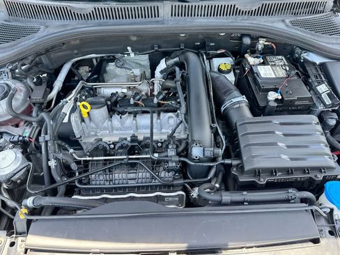 Used 2020 Volkswagen Jetta SE w/ SE Cold Weather Package FWD image 21