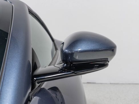 Used 2025 Ferrari Roma Spider image 27